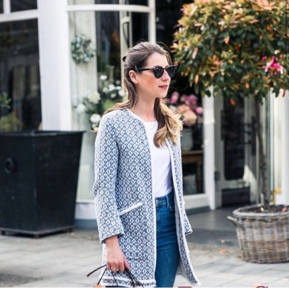 Zara overcoat tweed white ecru blue size small. Great condition